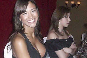 ass巨大少妇bbw